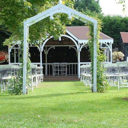 Hunters Meet Hotell Hatfield Heath Eksteriør bilde