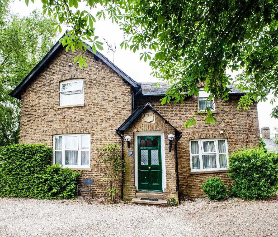 Hunters Meet Hotell Hatfield Heath Eksteriør bilde