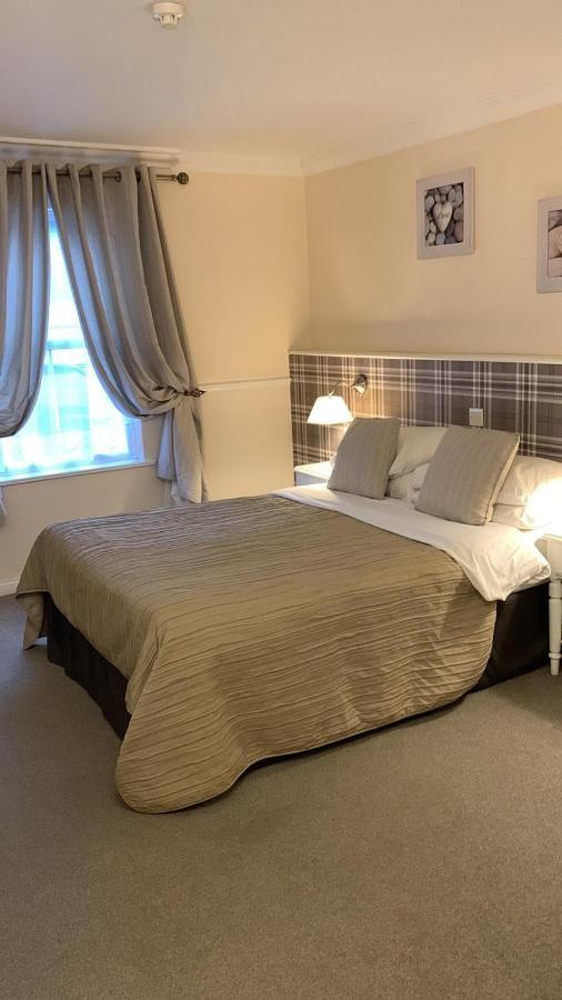 Hunters Meet Hotell Hatfield Heath Eksteriør bilde