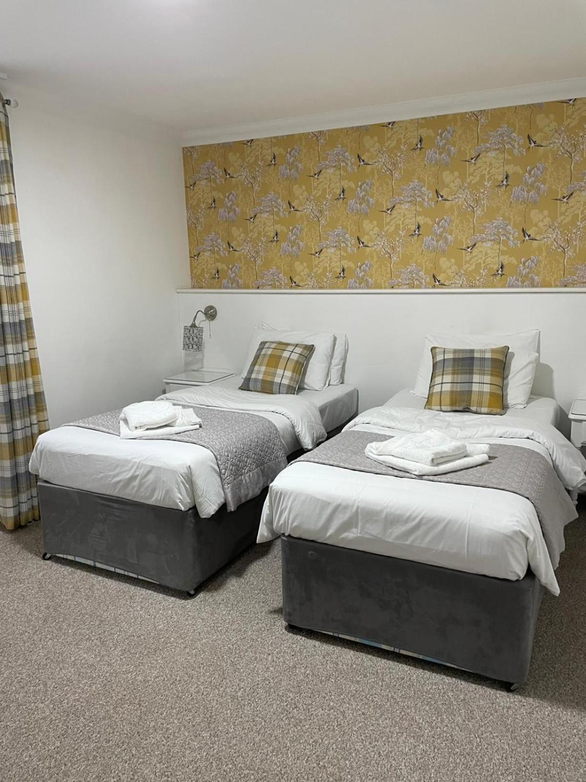 Hunters Meet Hotell Hatfield Heath Eksteriør bilde