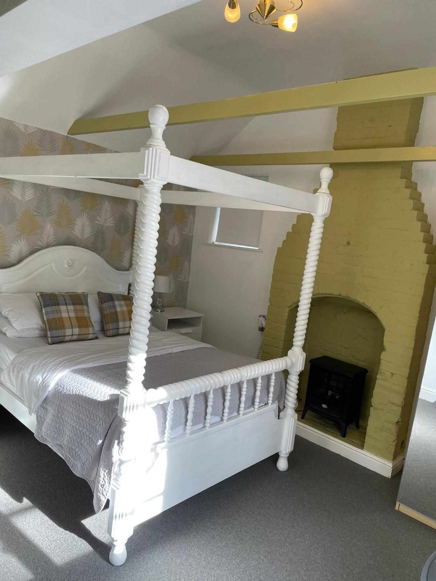 Hunters Meet Hotell Hatfield Heath Eksteriør bilde